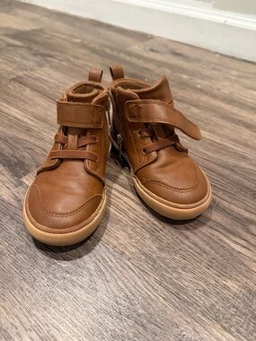 wonder nation Toddler Tan/Brown High-Top Boots with Hook-and-Loop Strap